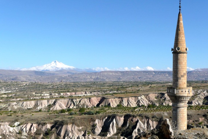 Minarett vor Aladag