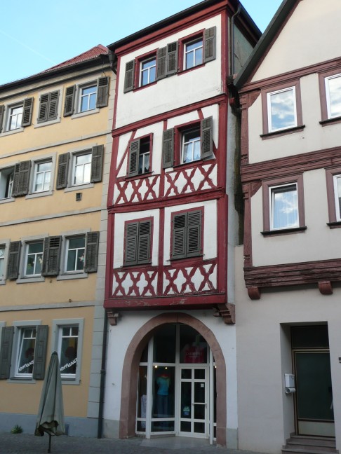 schmales Haus