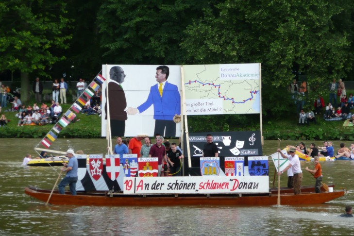 Schlaue Donau