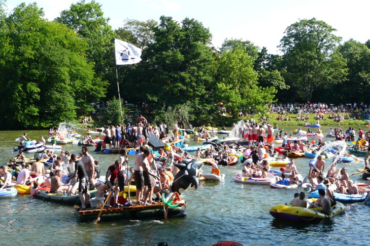 Piraten mit Delfin